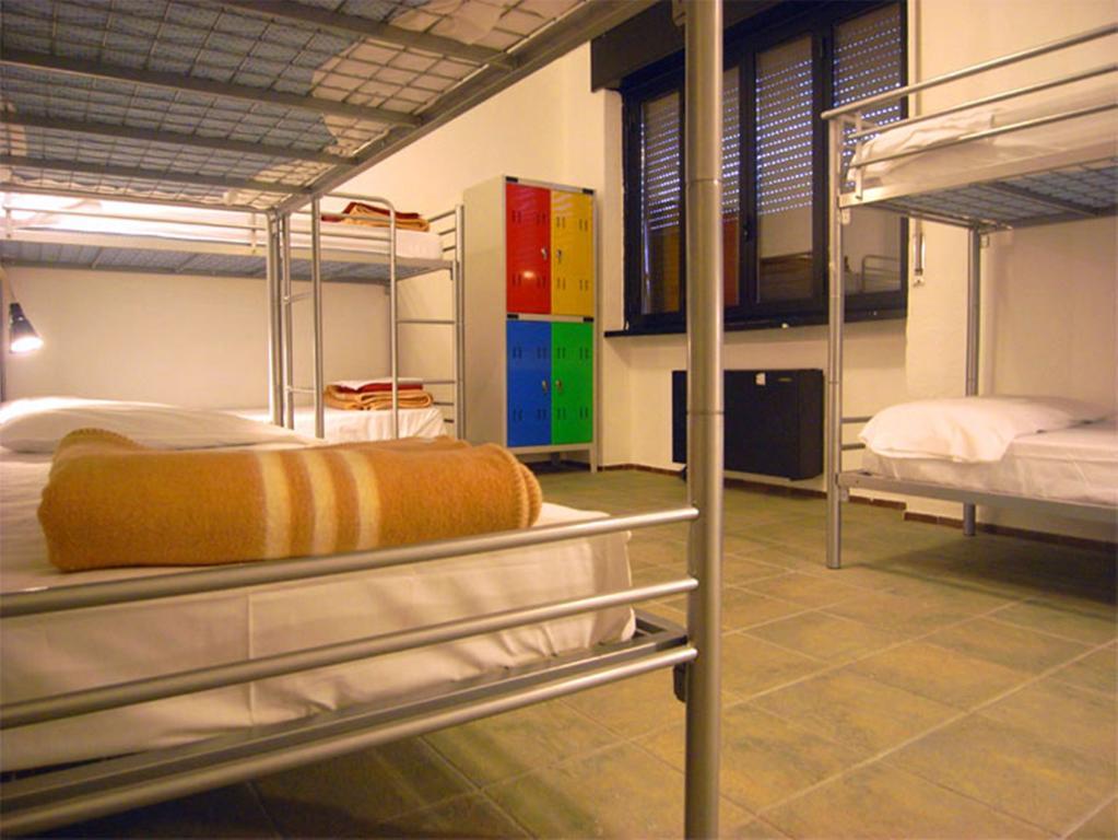Bett im Frauenschlafsaal mit 4 Betten