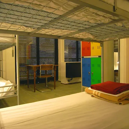 Hostel Colours-2